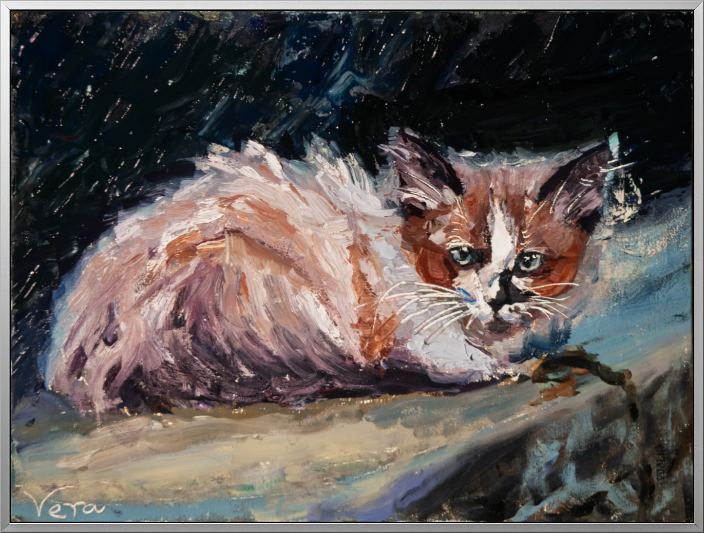 Original oil painting of a fluffy cat with blue eyes on textured brushstrokes by Vera Studio